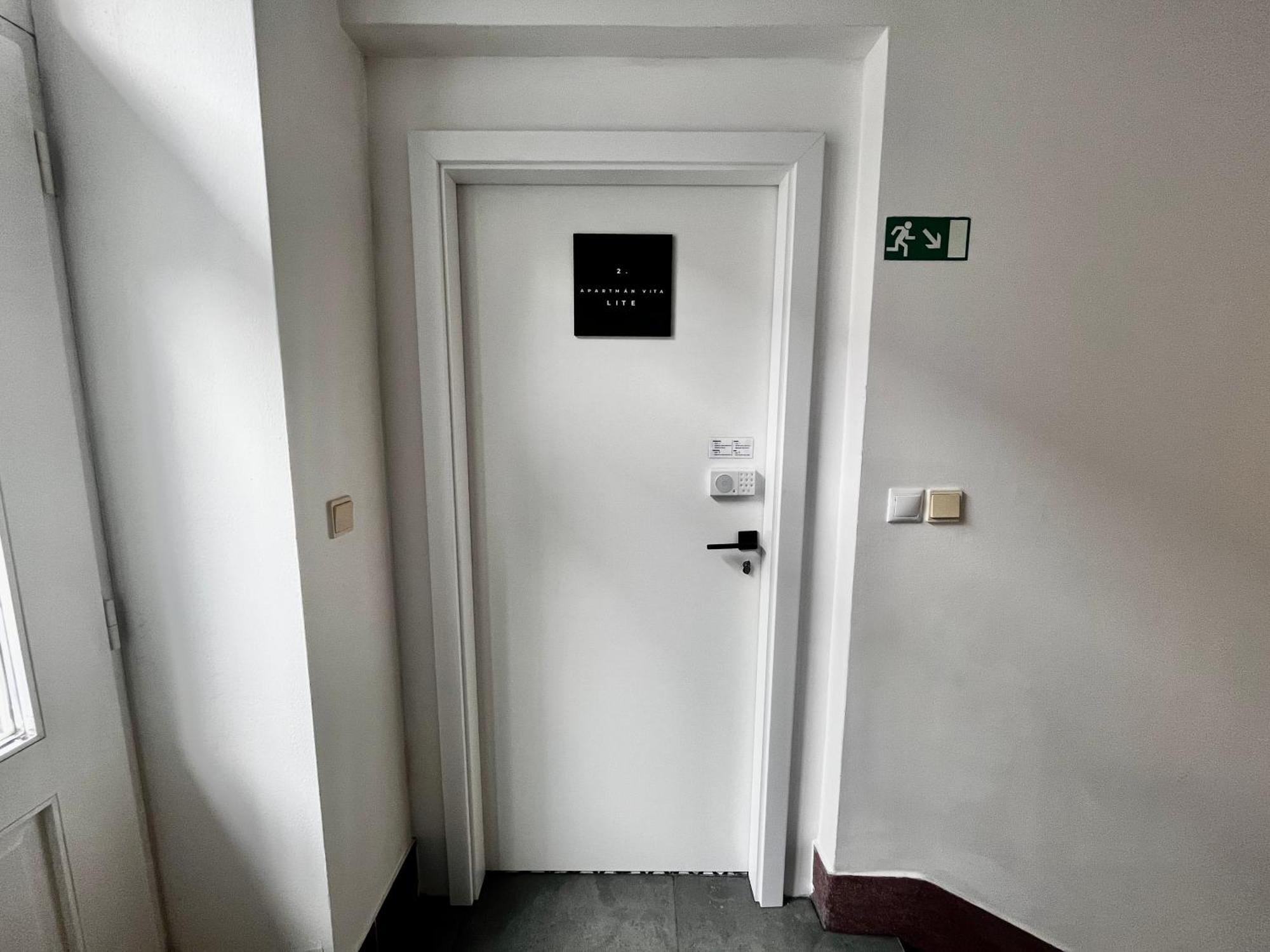 Apartman Vita Lite Trenčín Kültér fotó